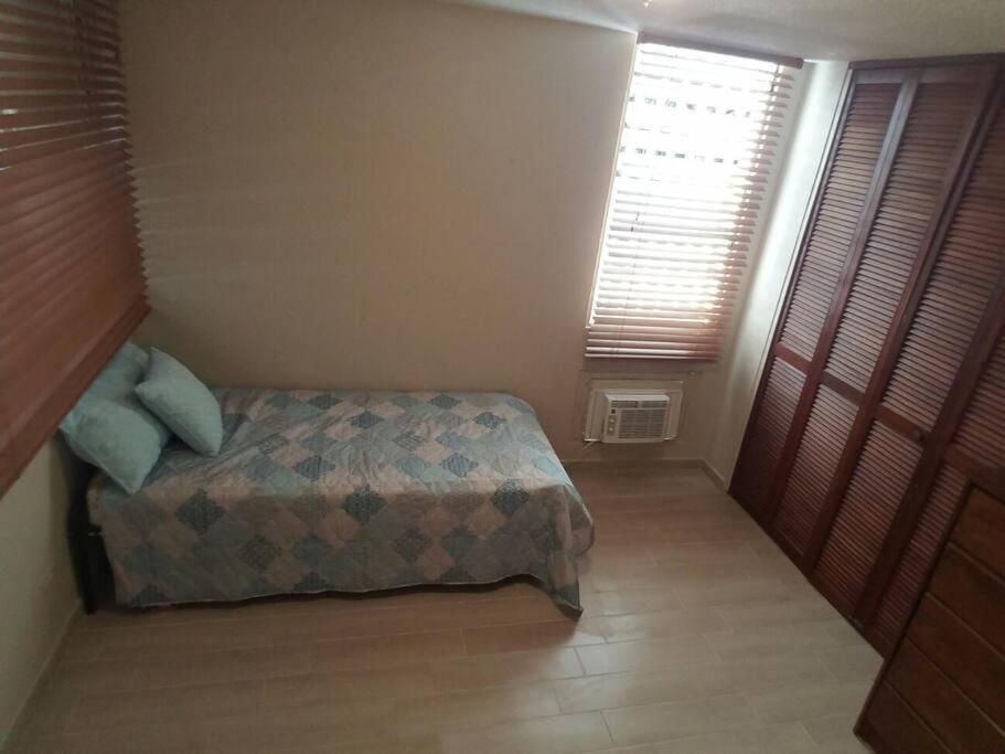 1St Floor, A/C Everywhere, Balcony With Beach View In Luquillo Luaran gambar